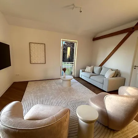 Stilvolles Landhausappartement Mit Charakter شقة باد برامشتيت