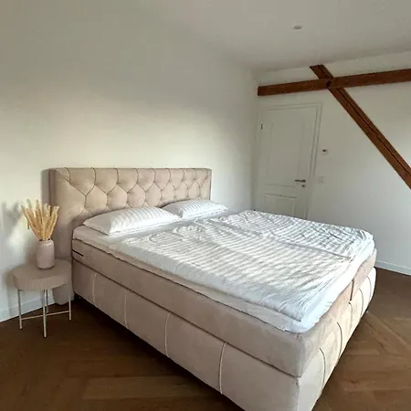 Stilvolles Landhausappartement Mit Charakter